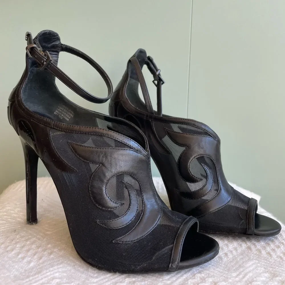 B Brian Atwood Black Booties Sz 7.5 - Picture 2 of 12